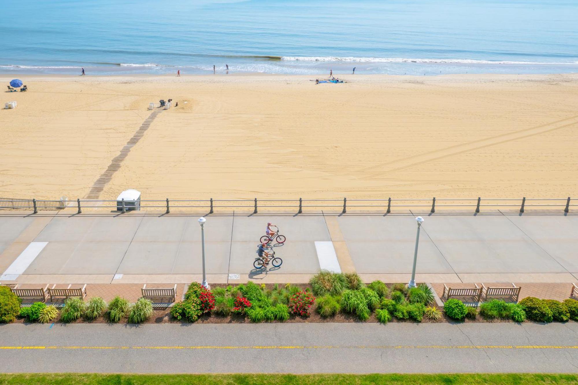 Holiday Inn & Suites Virginia Beach - North Beach By Ihg Dış mekan fotoğraf
