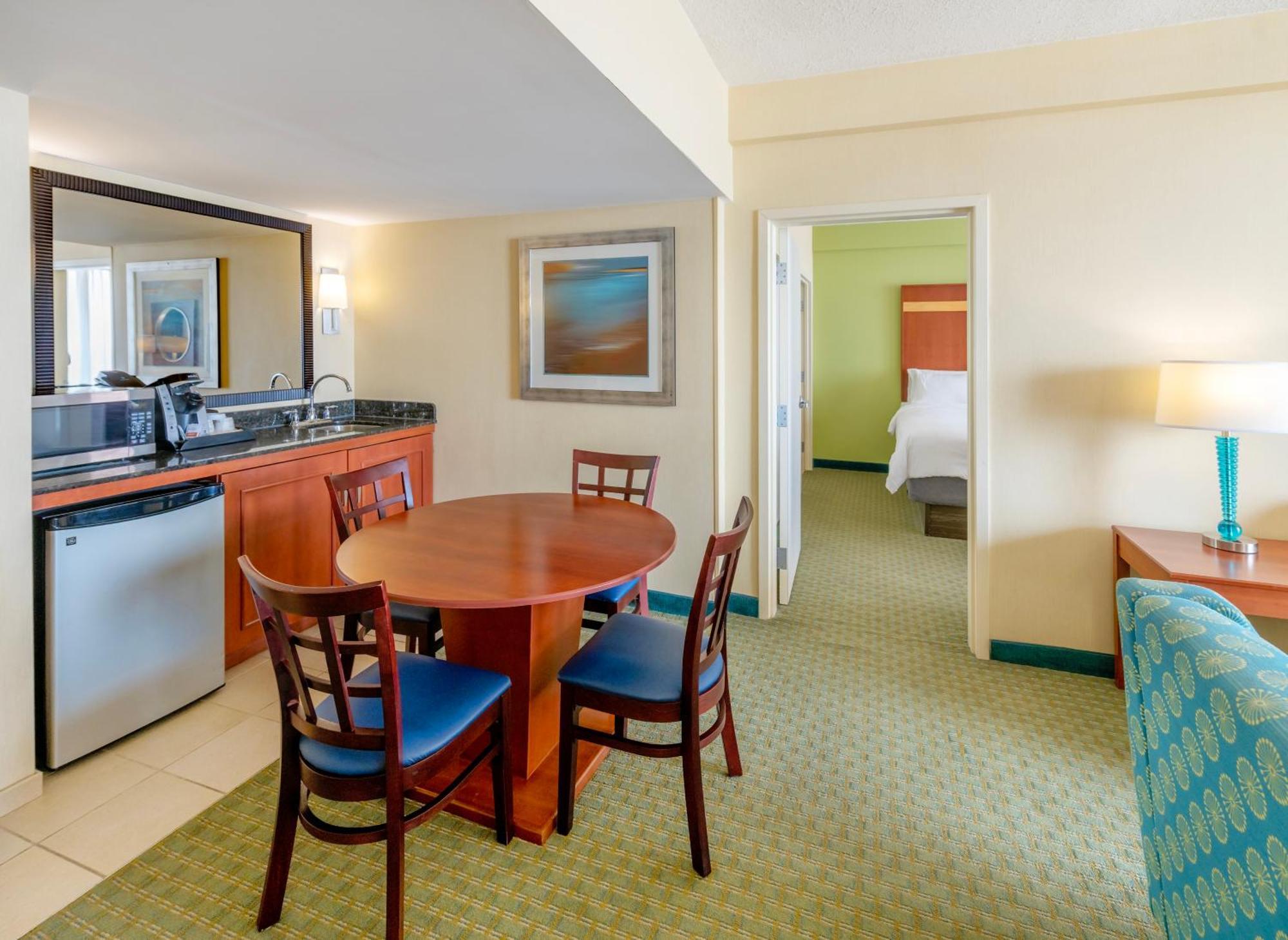 Holiday Inn & Suites Virginia Beach - North Beach By Ihg Dış mekan fotoğraf